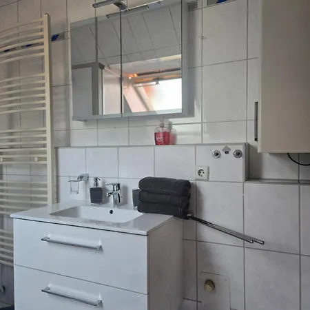 Empede Apartman *